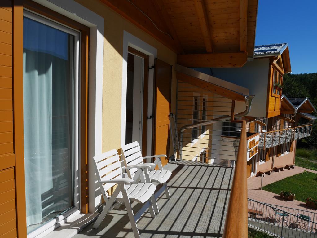Hotel Elbele Garni Folgaria Eksteriør bilde