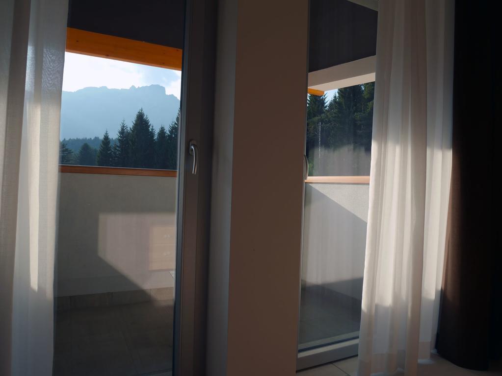 Hotel Elbele Garni Folgaria Eksteriør bilde