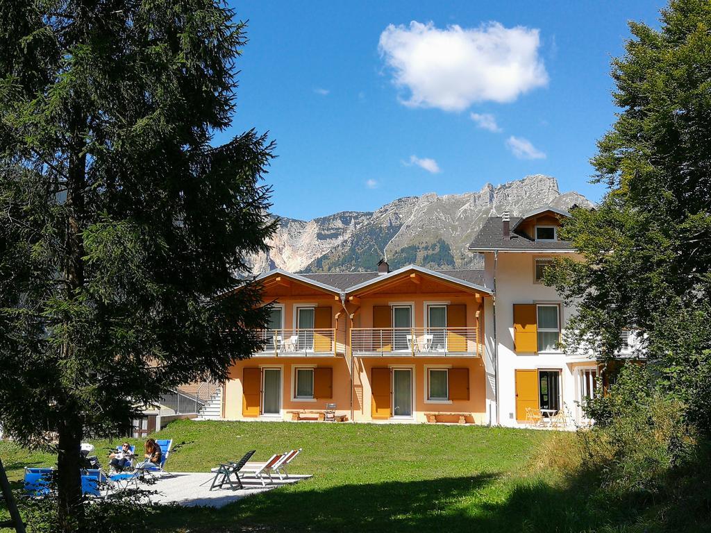 Hotel Elbele Garni Folgaria Eksteriør bilde