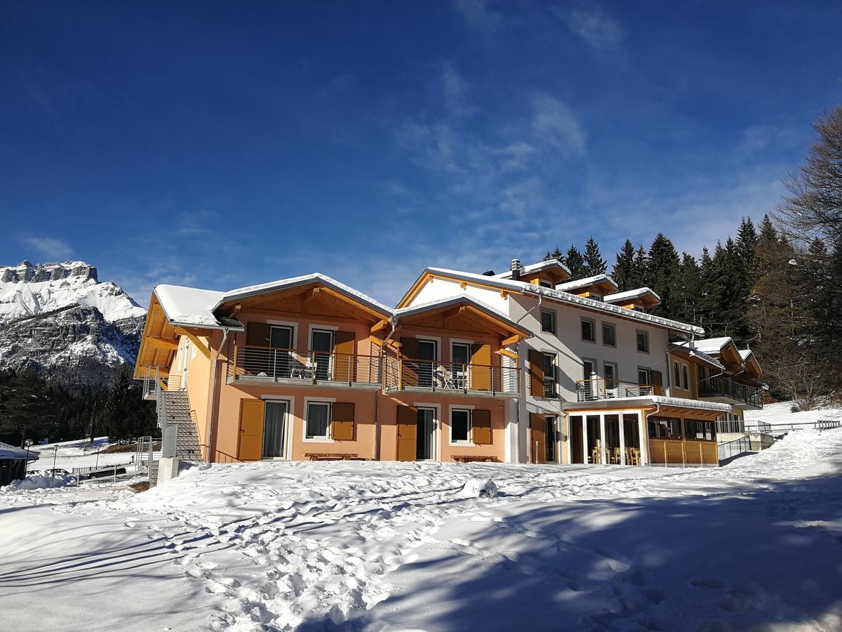 Hotel Elbele Garni Folgaria Eksteriør bilde